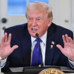 ईरान में क्रांति की लौ… ट्रंप तैयार खड़े हैं – क्या होगा अगला कदम?